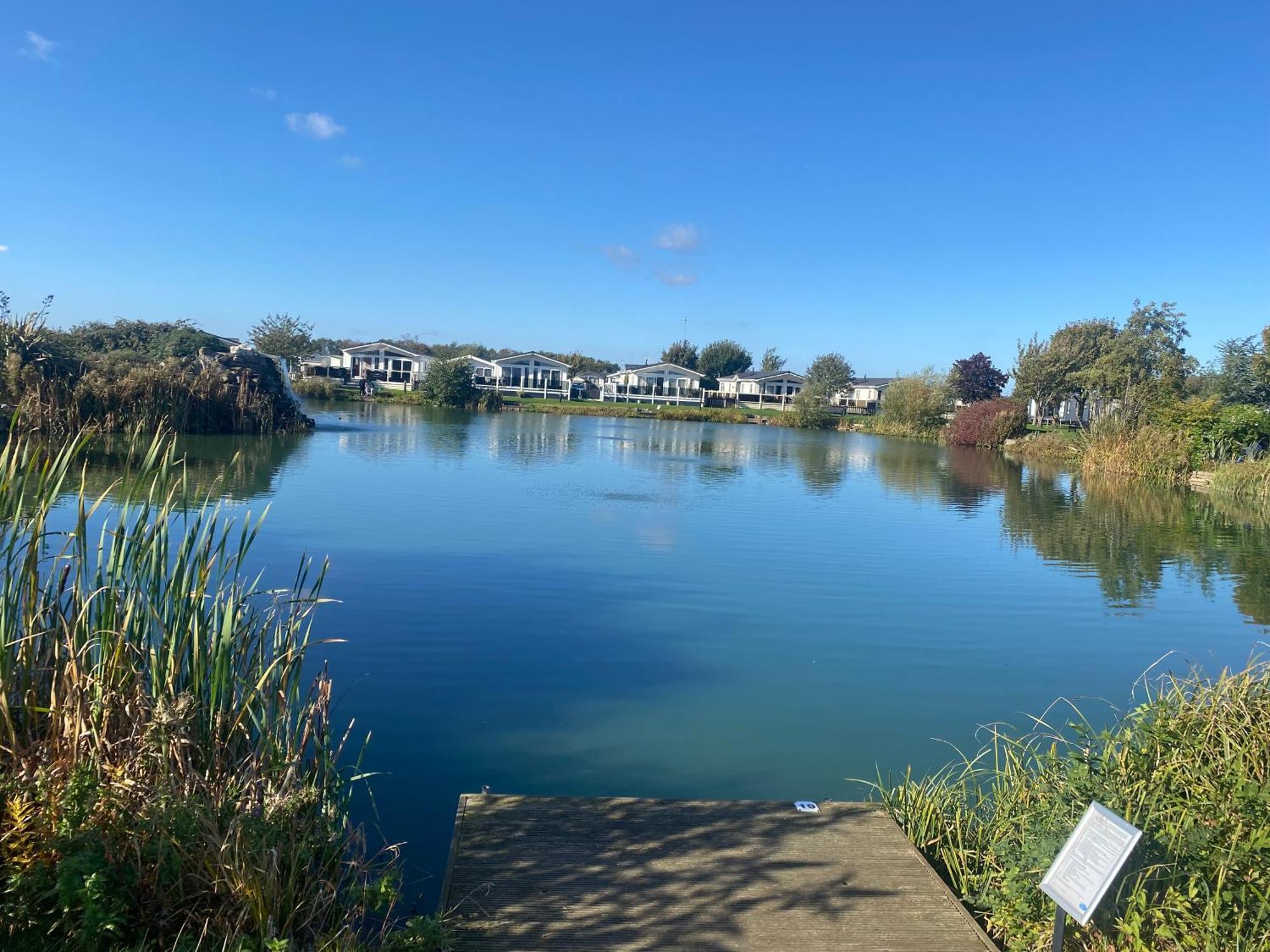 Hot Tub. Countryside. Coast. 5* Patrington Haven Leisure Park, East Yorkshire Villa Exterior photo